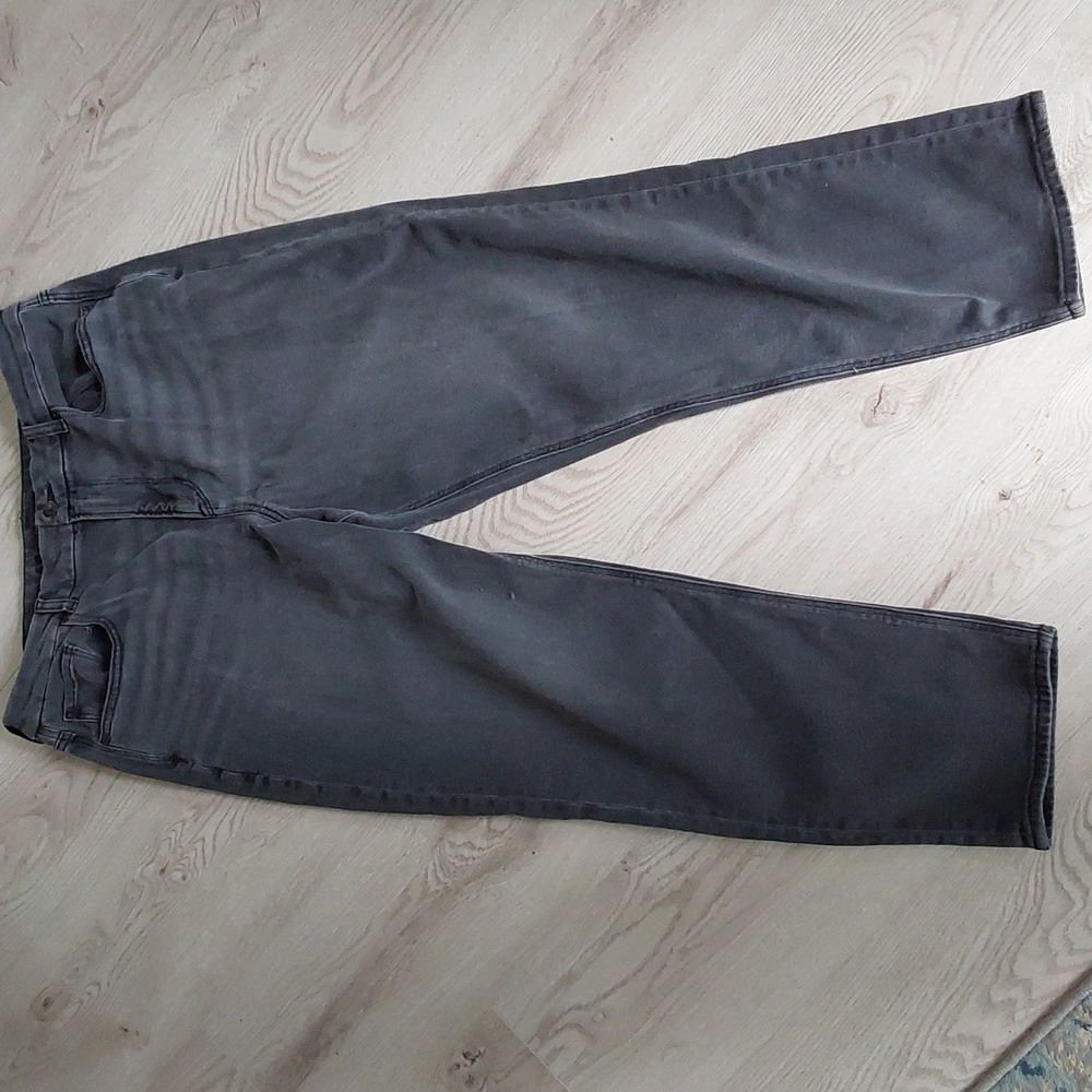 Miss stretch denim high rise jeans by American Eagle